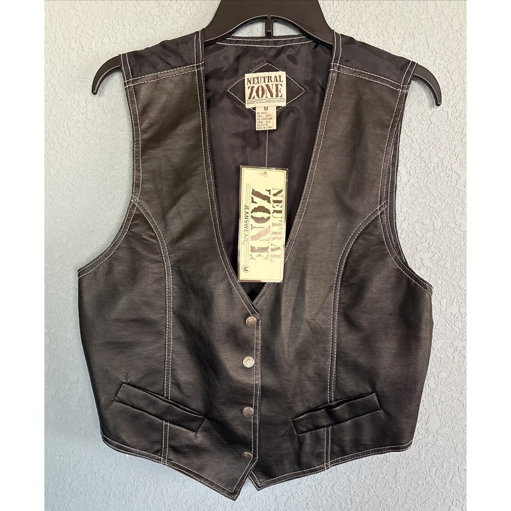 NEW Neutral Zone Apparel Faux Leather Vest Womens M  Motorcycle Black Snap